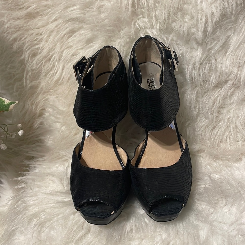 Michael Kors High Heels peep toes Leather Shoes
